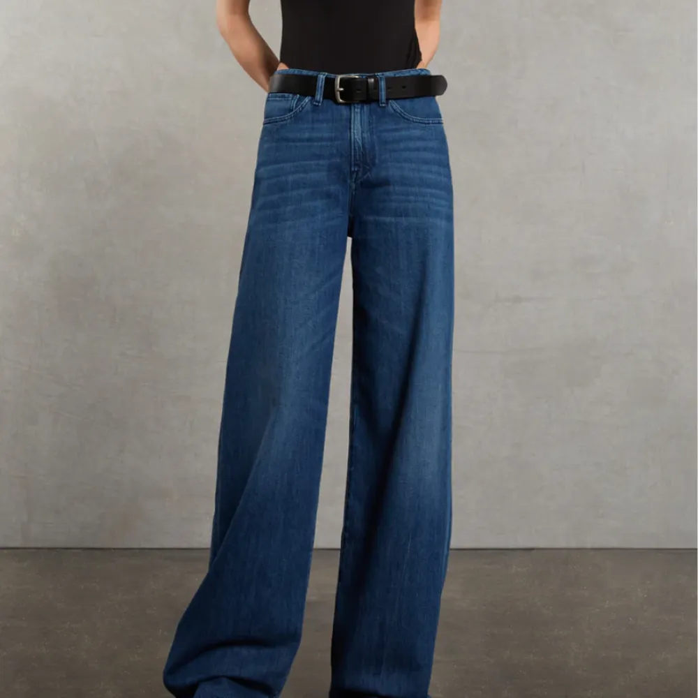 3x1 Flip Jean - Midstone