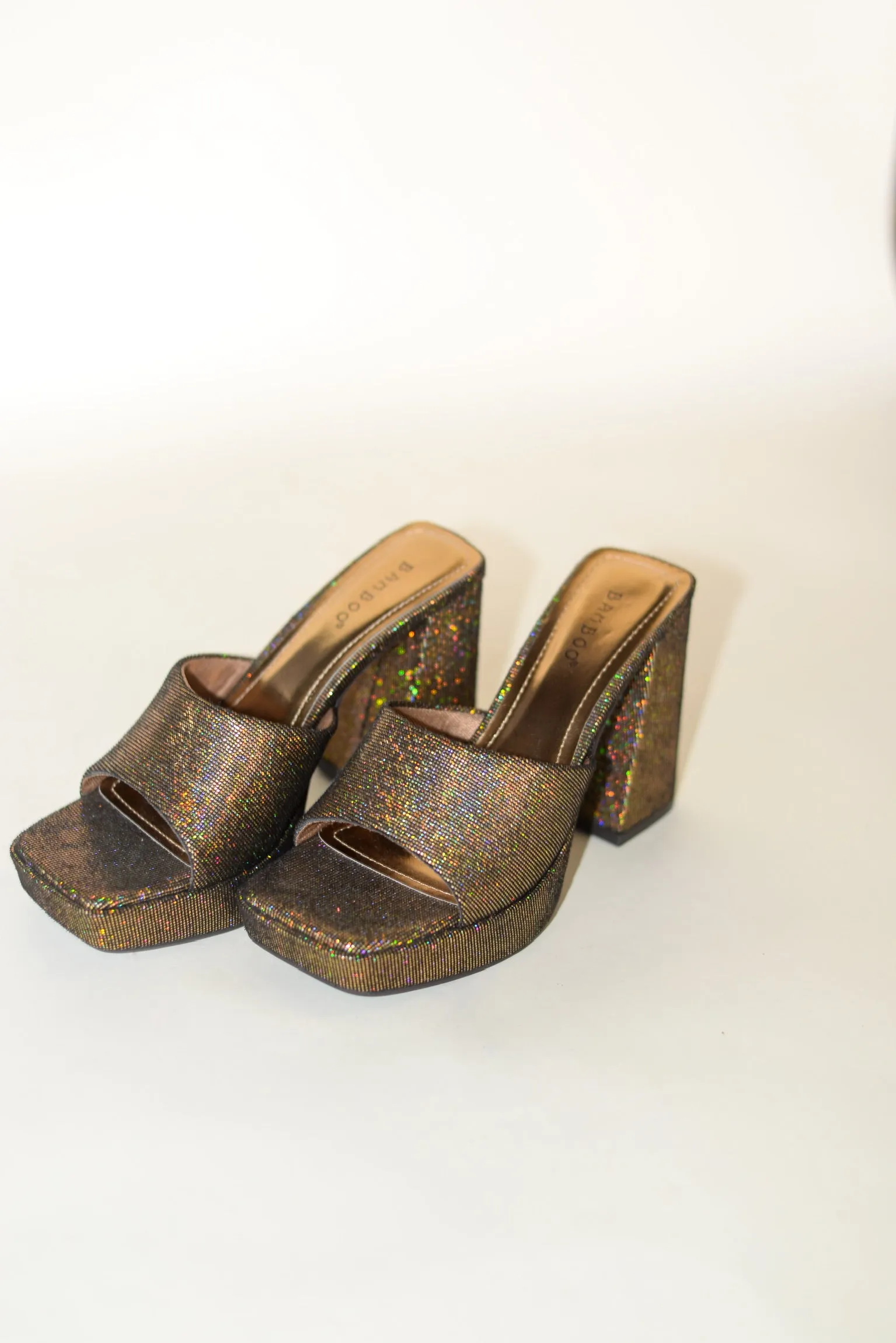 BRONZE PLATFORM
