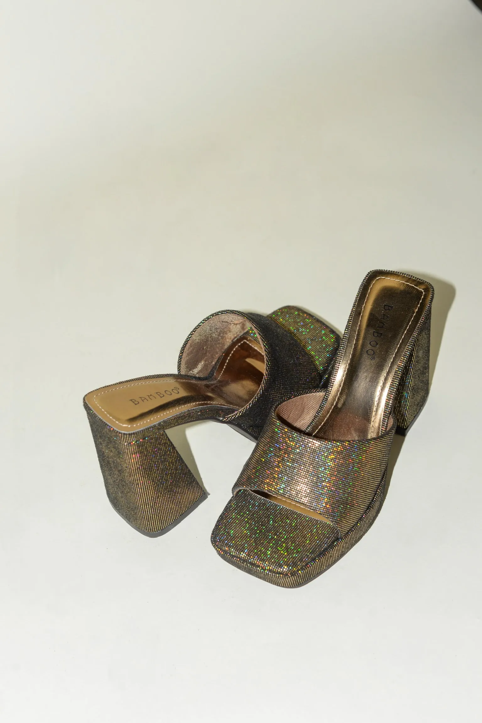 BRONZE PLATFORM