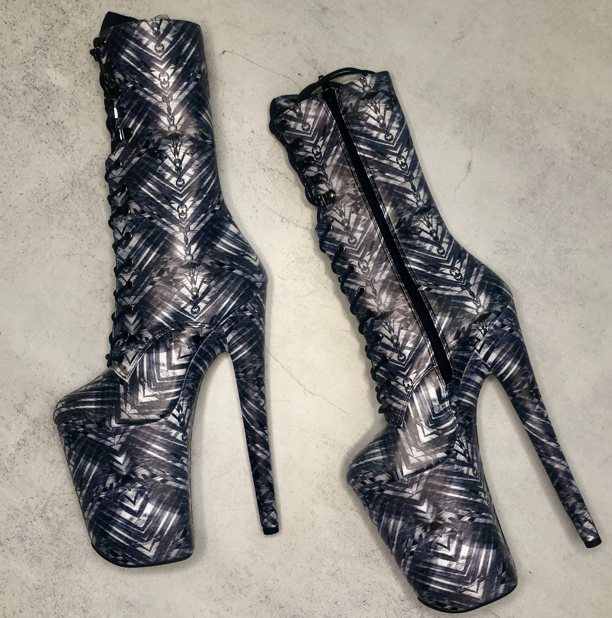 Cult Boot - 9 INCH
