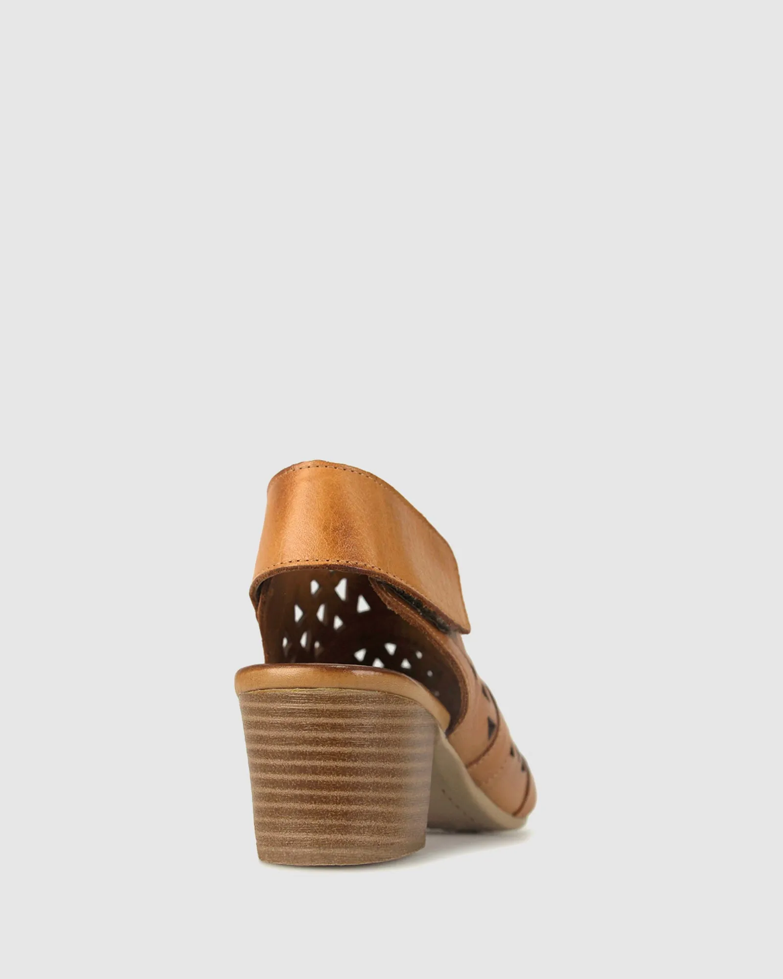 DELICIOUS 2 Leather Block Heel Sandals