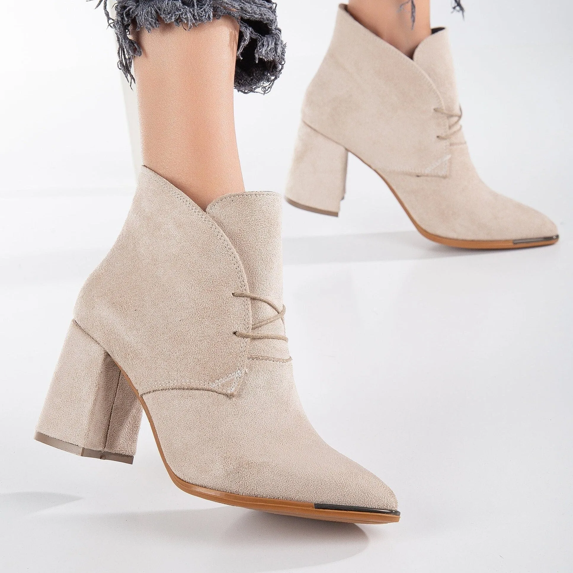 Glinda - Beige Suede Boots