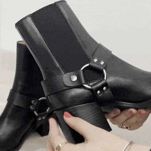 Ohio: Black Leather Boots