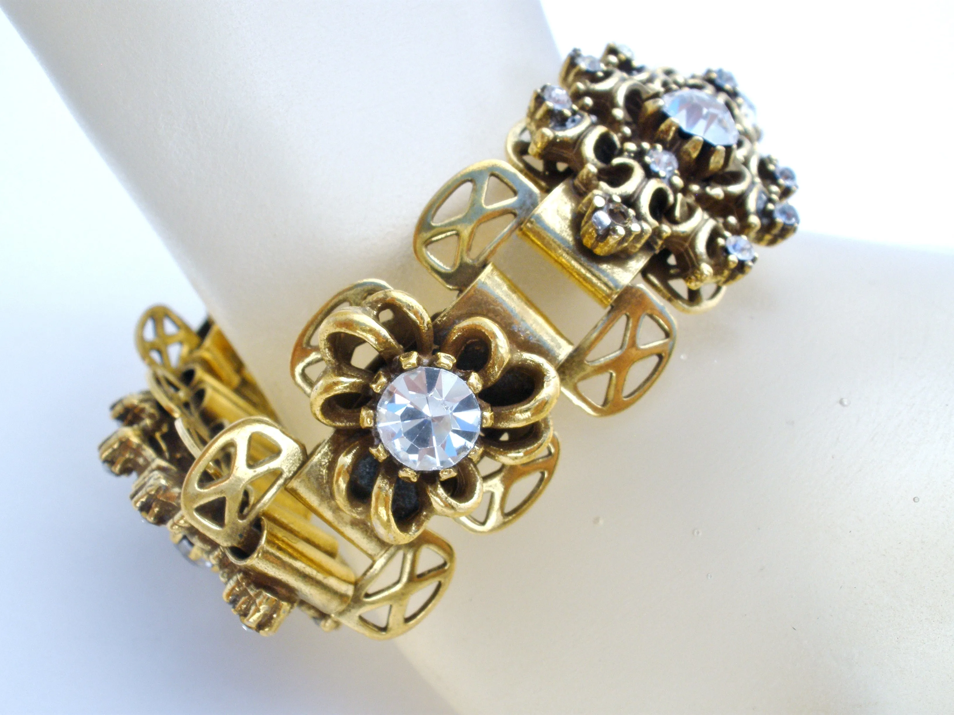 Vintage Bookchain Clear Rhinestone Bracelet 7.25"
