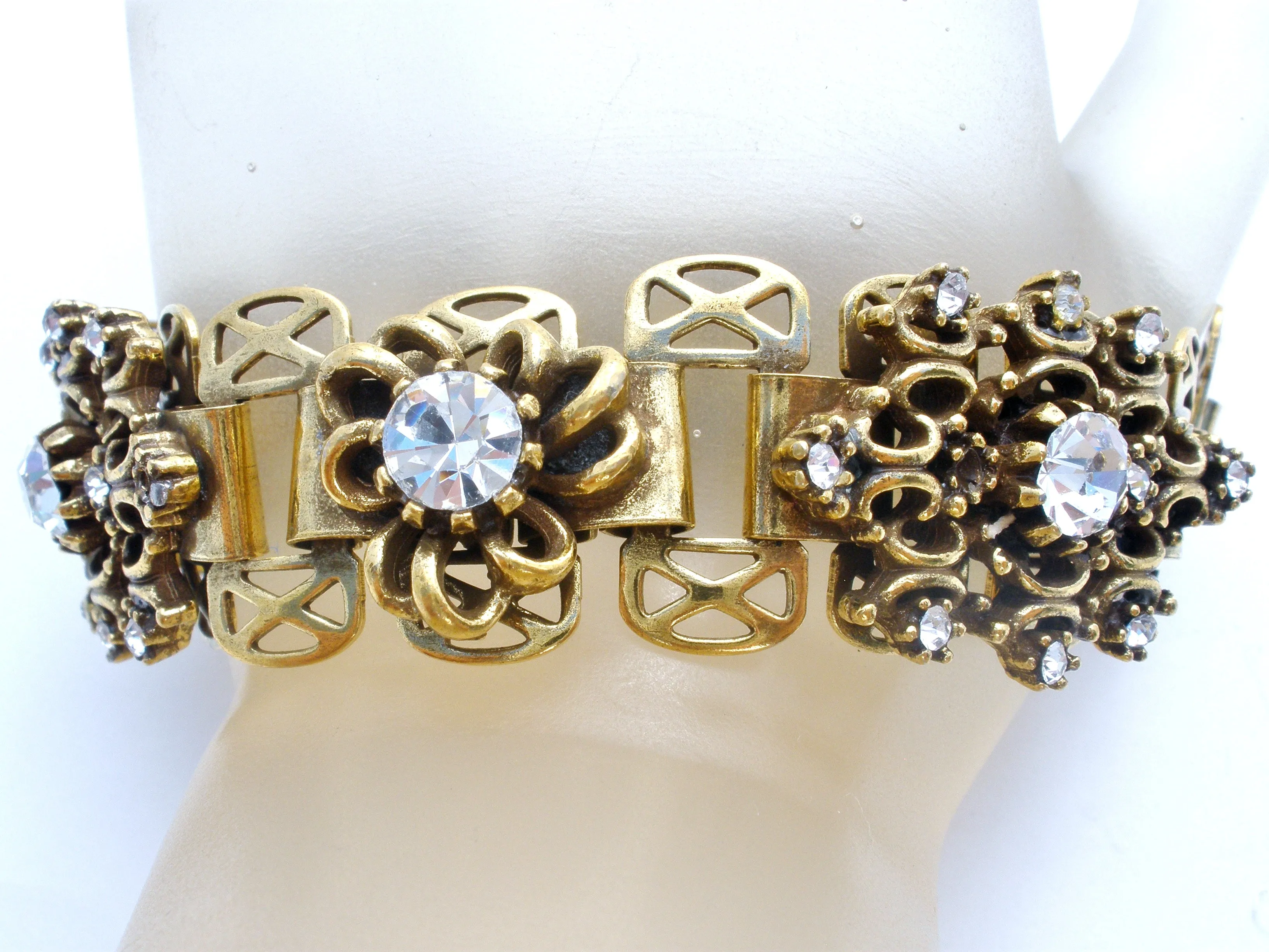 Vintage Bookchain Clear Rhinestone Bracelet 7.25"