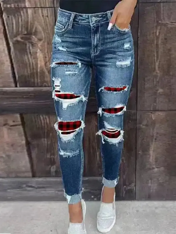 Women’s Rip Distressed Lined With Plaid Print Curvy Fit Skinny Jeans