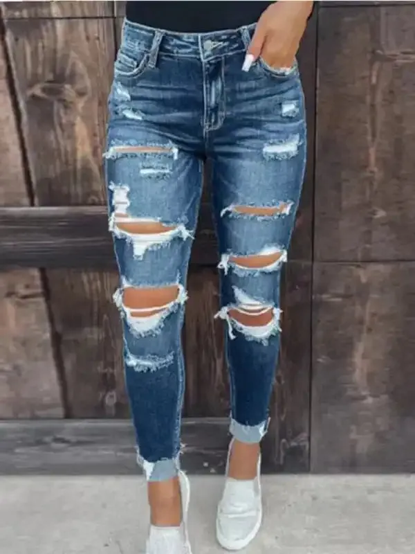 Women’s Rip Distressed Lined With Plaid Print Curvy Fit Skinny Jeans